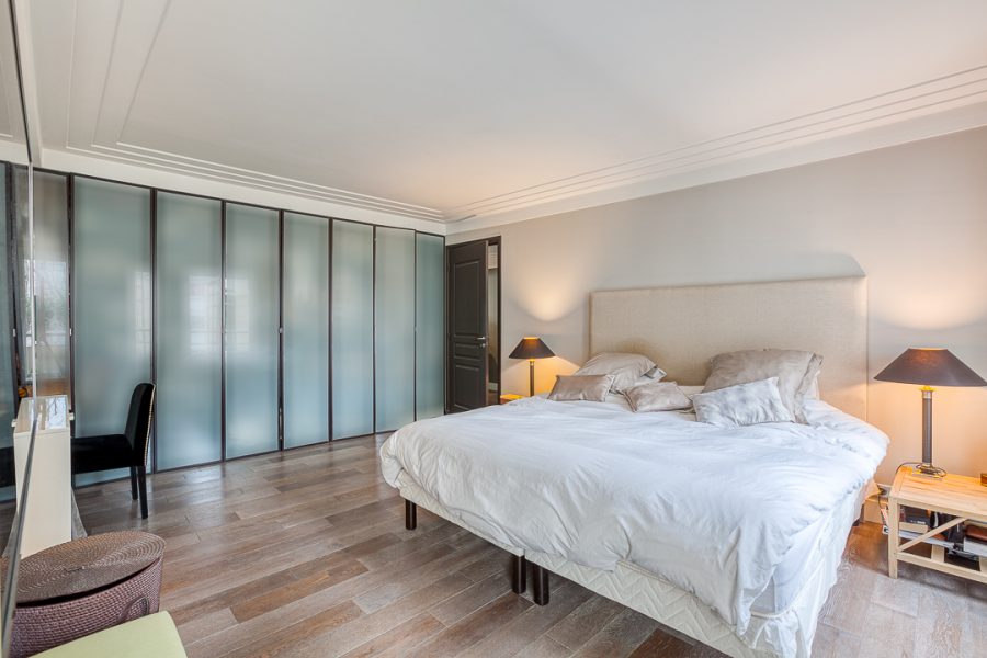 BOULOGNE-BILLANCOURT – METRO PTE DE ST CLOUD -APPARTEMENT DE RÉCEPTION 90 m2 CLIMATISÉ
